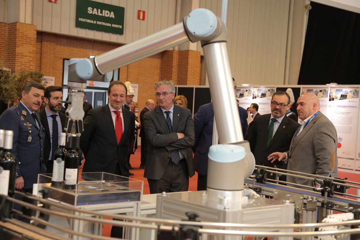 Feria de Zaragoza da la bienvenida a los profesionales del vino, el aceite y la cerveza